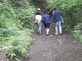 人妻不倫旅行×人妻湯恋旅行 collaboration リミックス＃017 サンプル動画サムネイル